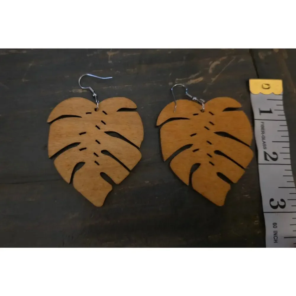 Mustard yellow monstera leaf earrings NWOT